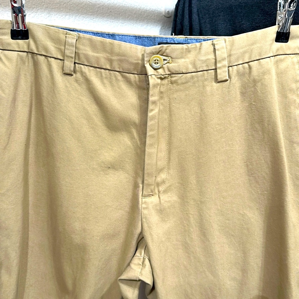 Banana Republic 
Chinos 
36x32